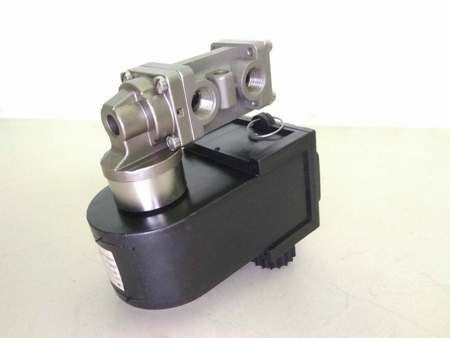 Versa BSG-3328-316-XMAA-D024 Solenoid valve