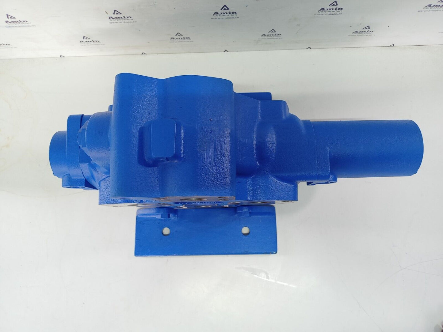 Rexroth MO-5018-01/1MO-32PHVCM11-007, R900247750 Hydraulic control block #2