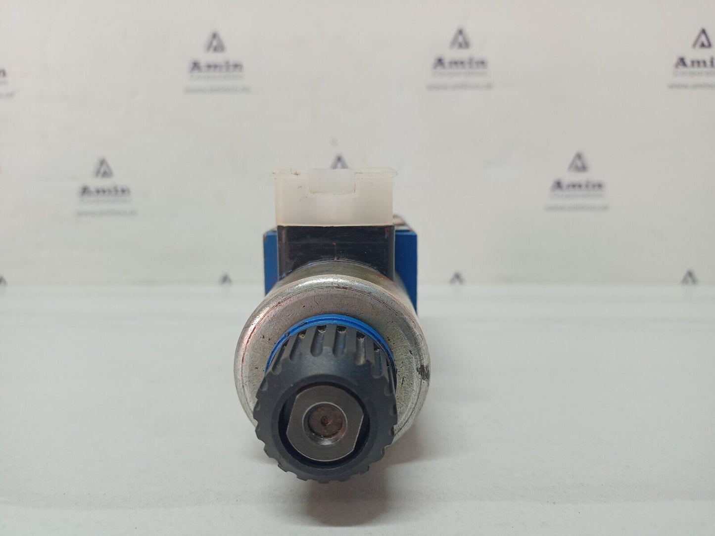 Macgregor MCG-LCH/SV 4/2-1-24V=-E01-M01 Directional control valve