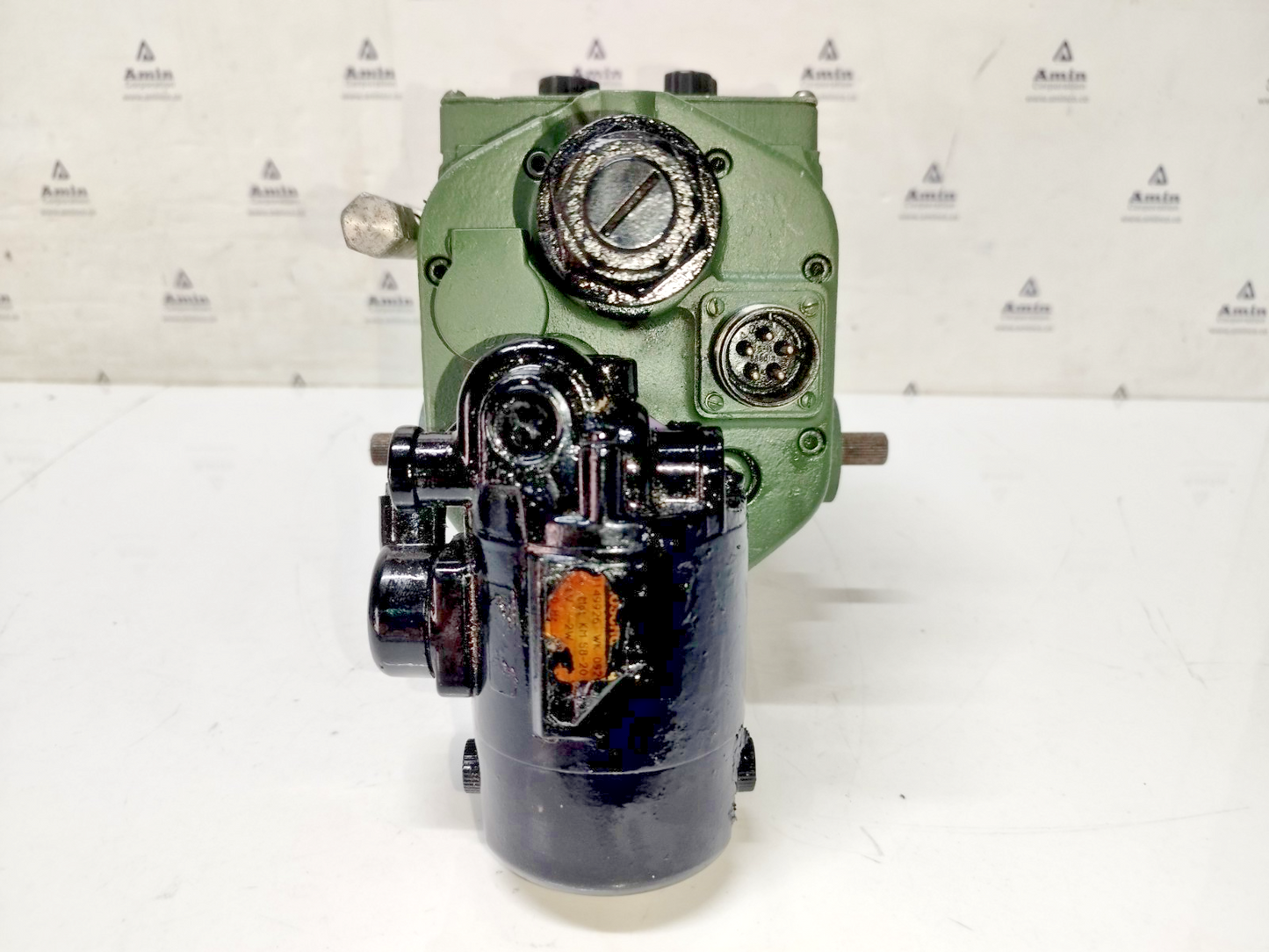 Woodward UG-8 Governor part No. : 8527-010 RPM: 700-1250 - TESTED