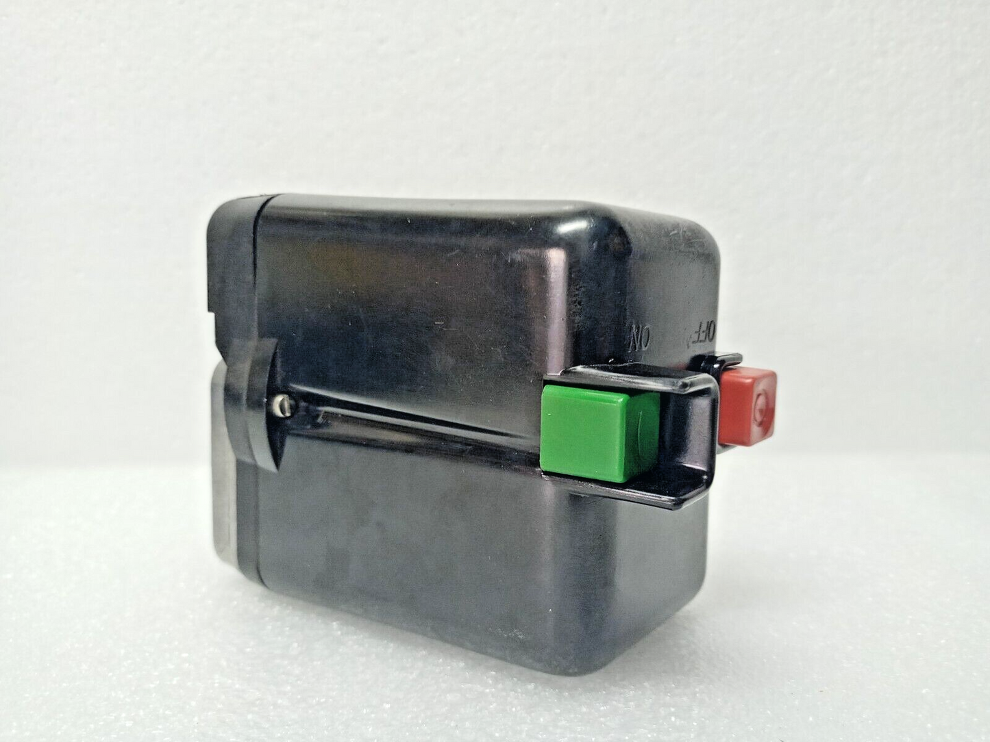 Condor MDR 5/45 Pressure Switch 30-40bar - NEW
