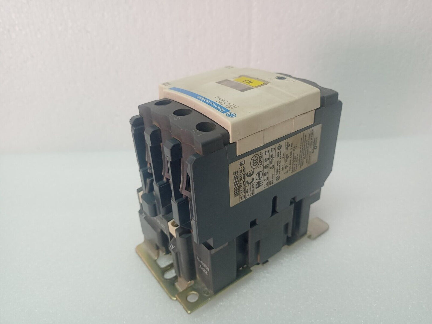 Telemecanique LC1D40 (LC1 D4011) Contactor