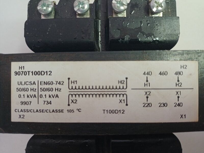 SquareD 9070T100D12 transformer 50/60Hz, 440V, 220, 0.1KVA - NEW