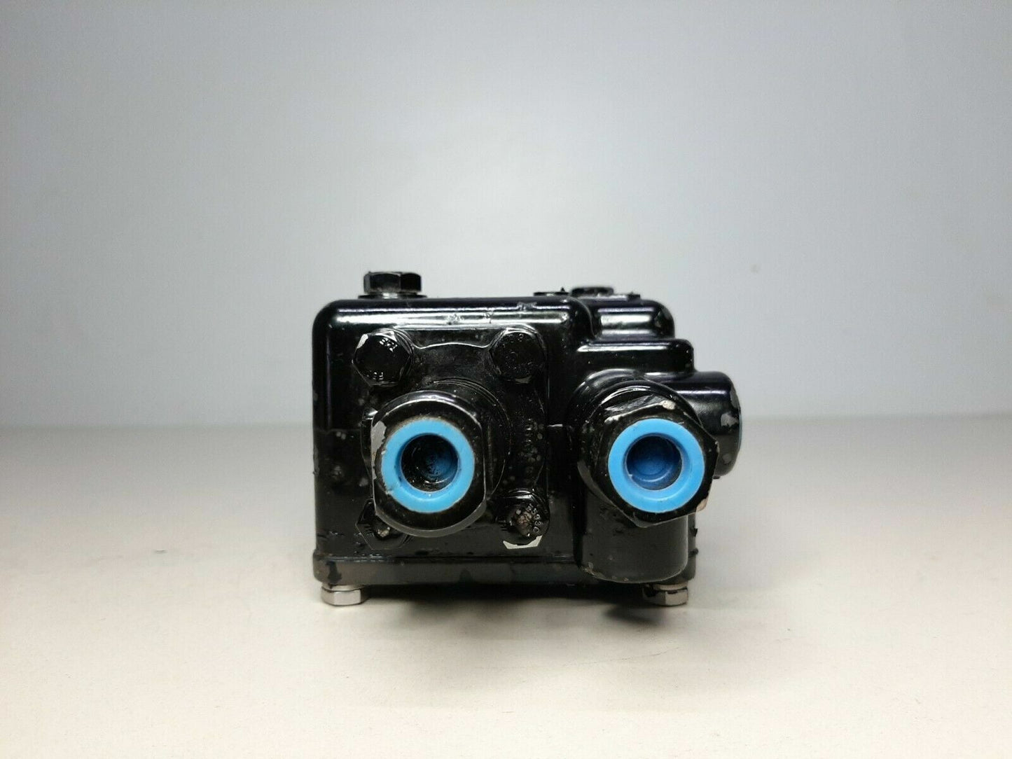 Amot Control 4064B62F-AAA Differential sensing pressure valve - NEW