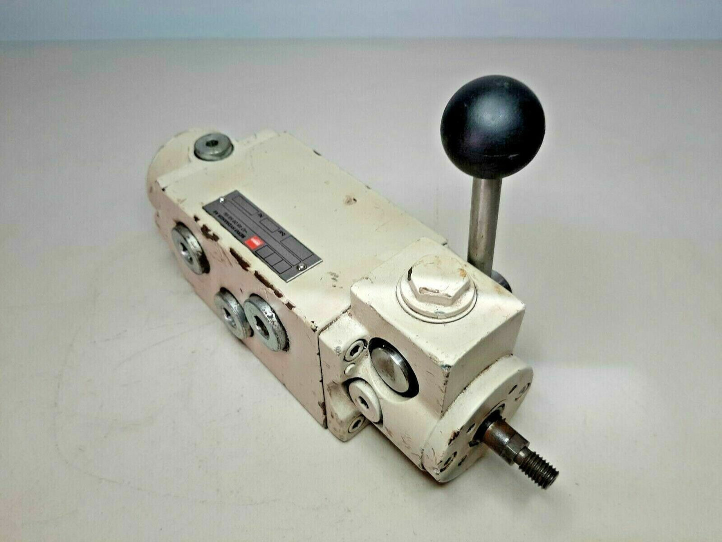 Servi Hydranor 5ST64826BMA.17W Directional control valve Pressure: 350 bar - NEW