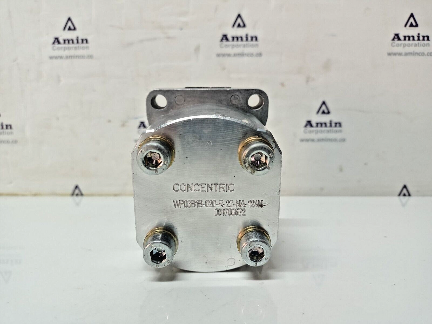 Concentric WP03B1B-020-R-22-NA-124N Hydraulic Gear pump - NEW