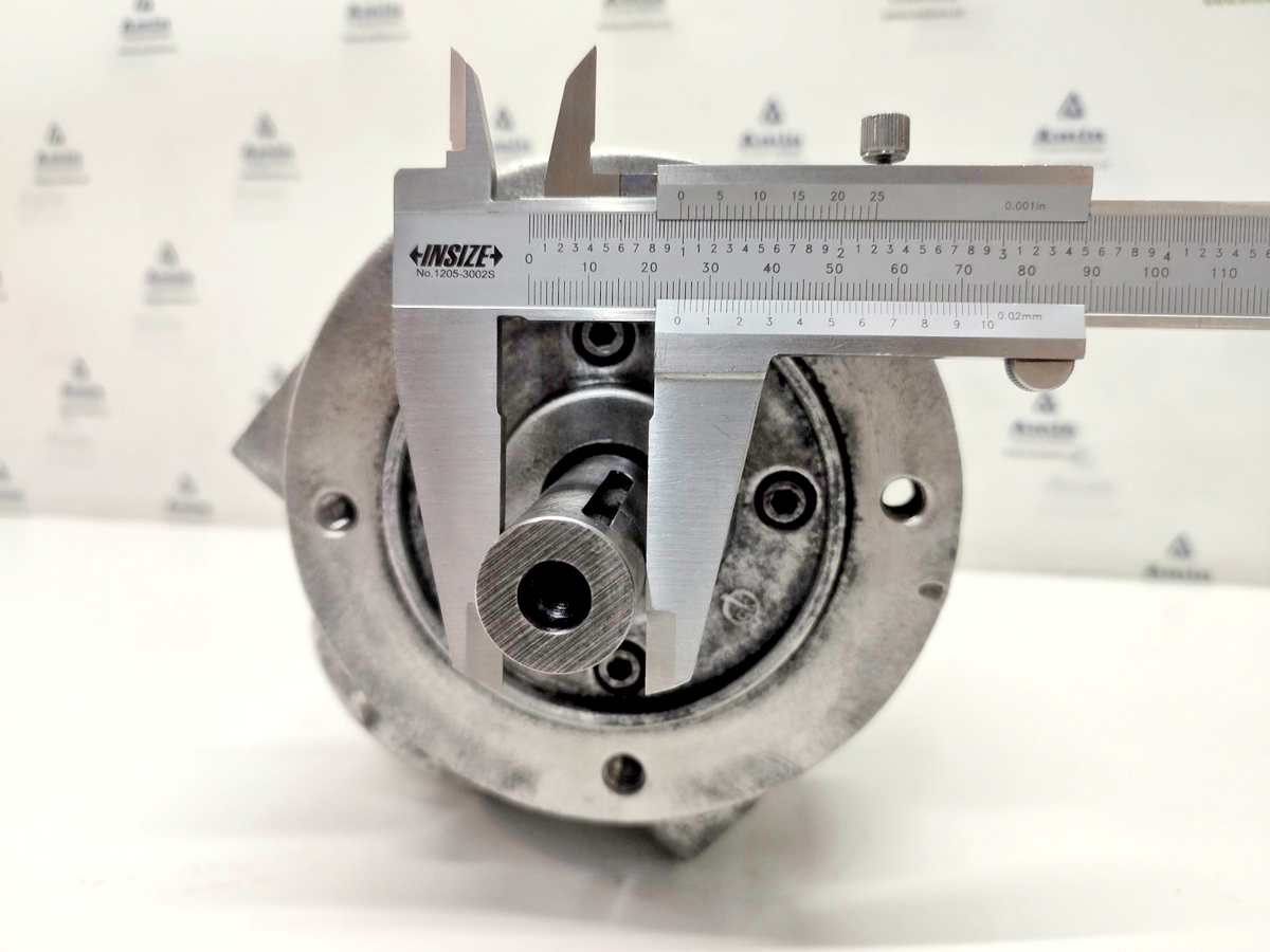 Vickers GMC4-40-E3F 11-L Hydraulic Gear Motor