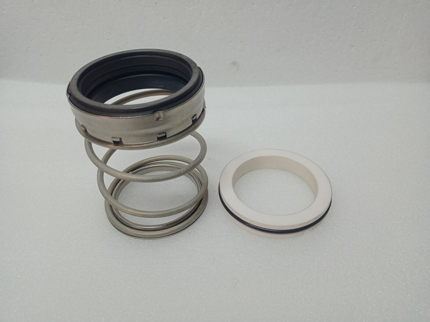 John Crane Type1 Mechanical seal size:  2-1/2'' - NEW