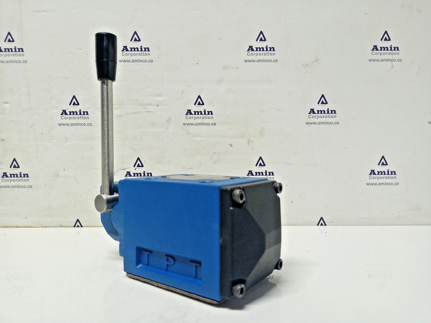 Dagong 4WMM 10 J10 Directional control valve - NEW