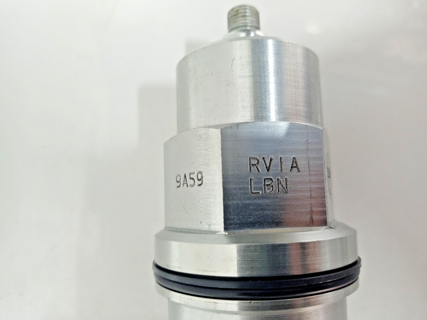 Sun hydraulics RVIA-LBN pilot-operated, balanced piston relief valve -NEW