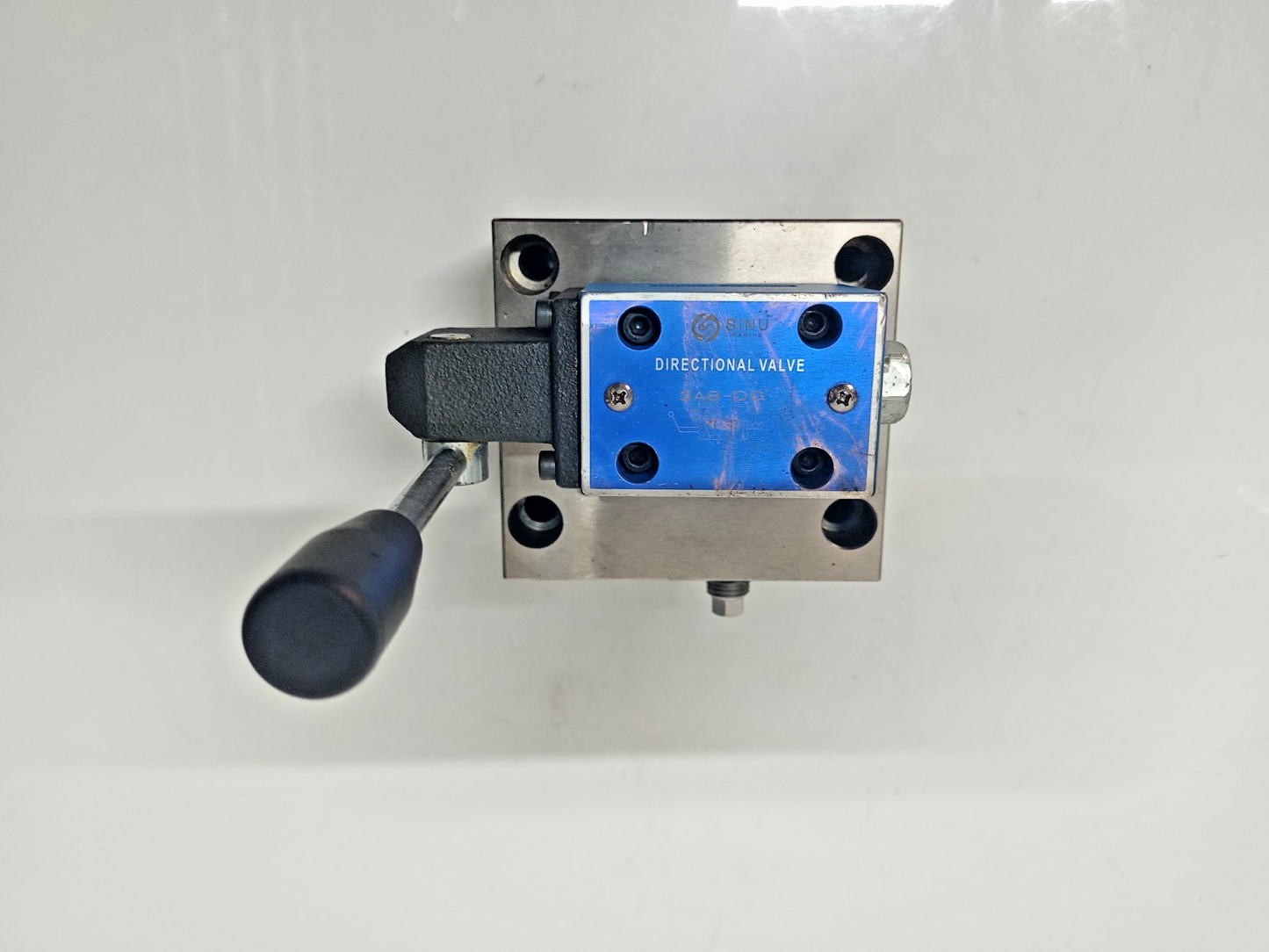 Sinu Marine 3AB-DG Directional control valve- NEW