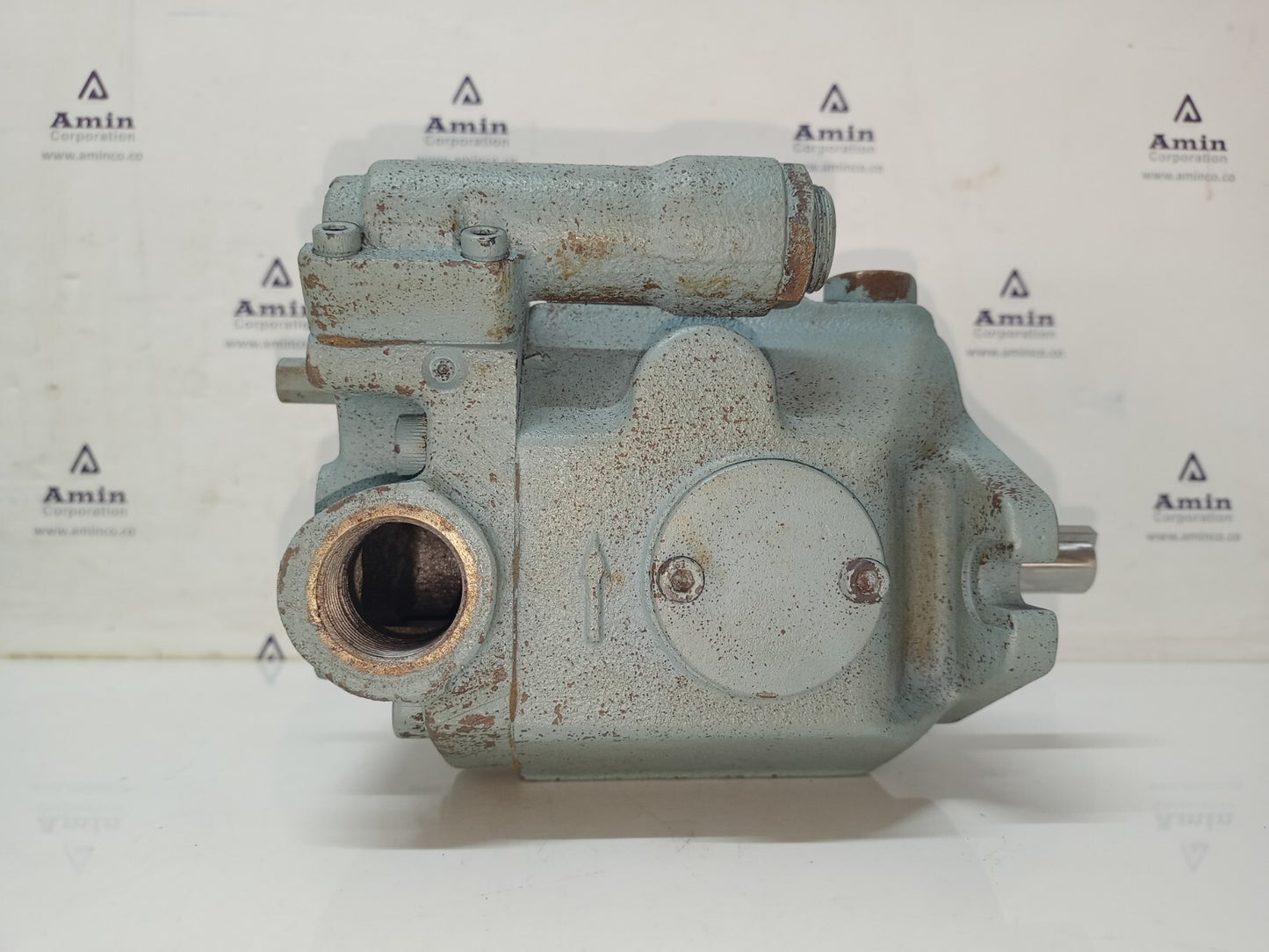 Daikin V8A1RX-20 Hydraulic Piston Pump - NEW