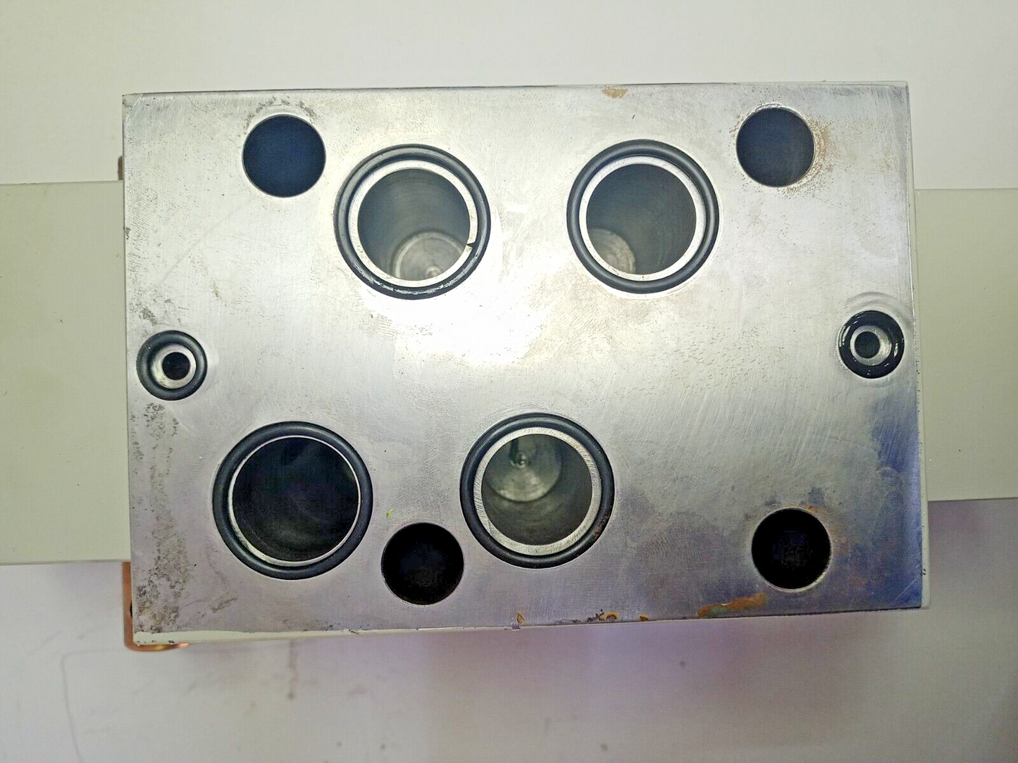 Parker WMH Series Manual valve WMH43P30A08
