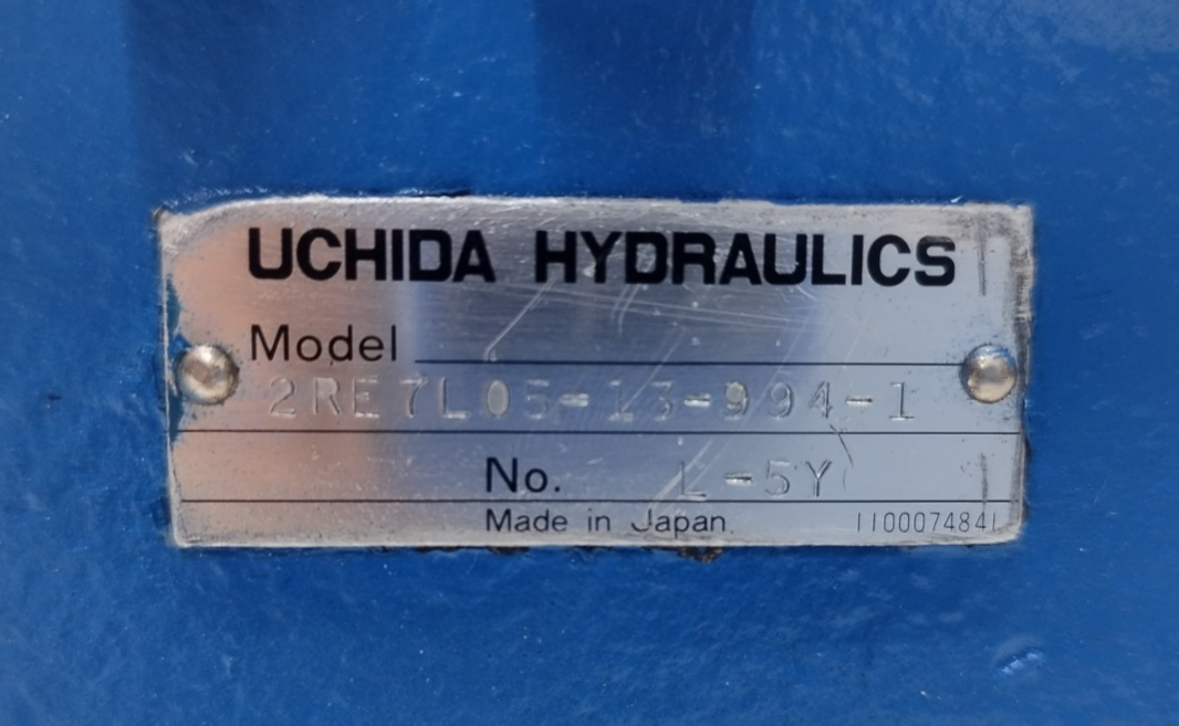 Uchida Hydraulics 2RE 7L05-13-994-1 Directional control valve