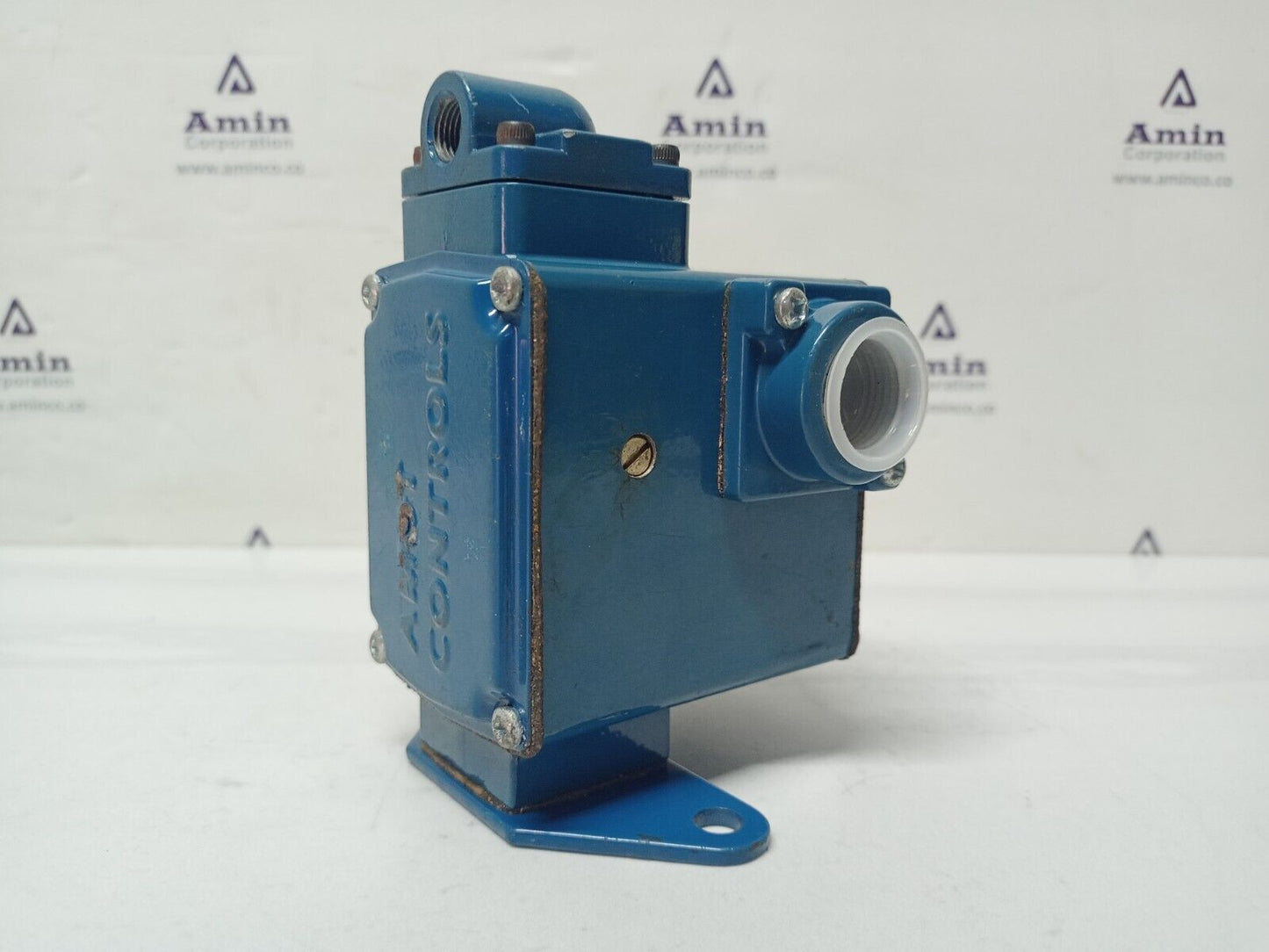 Amot Controls Model 4140 4140CR1H11AA0-EE Pressure Switch 0.34-4.27 bar - NEW