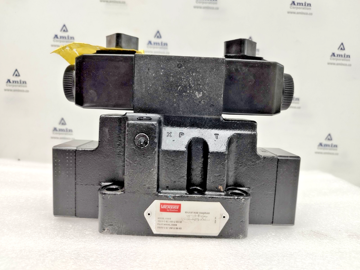 Vickers by Danfoss DG5V-7-8C-VM-U-B6-50 with DG4V-3-6C-VM-U-B6-60 Valve - NEW
