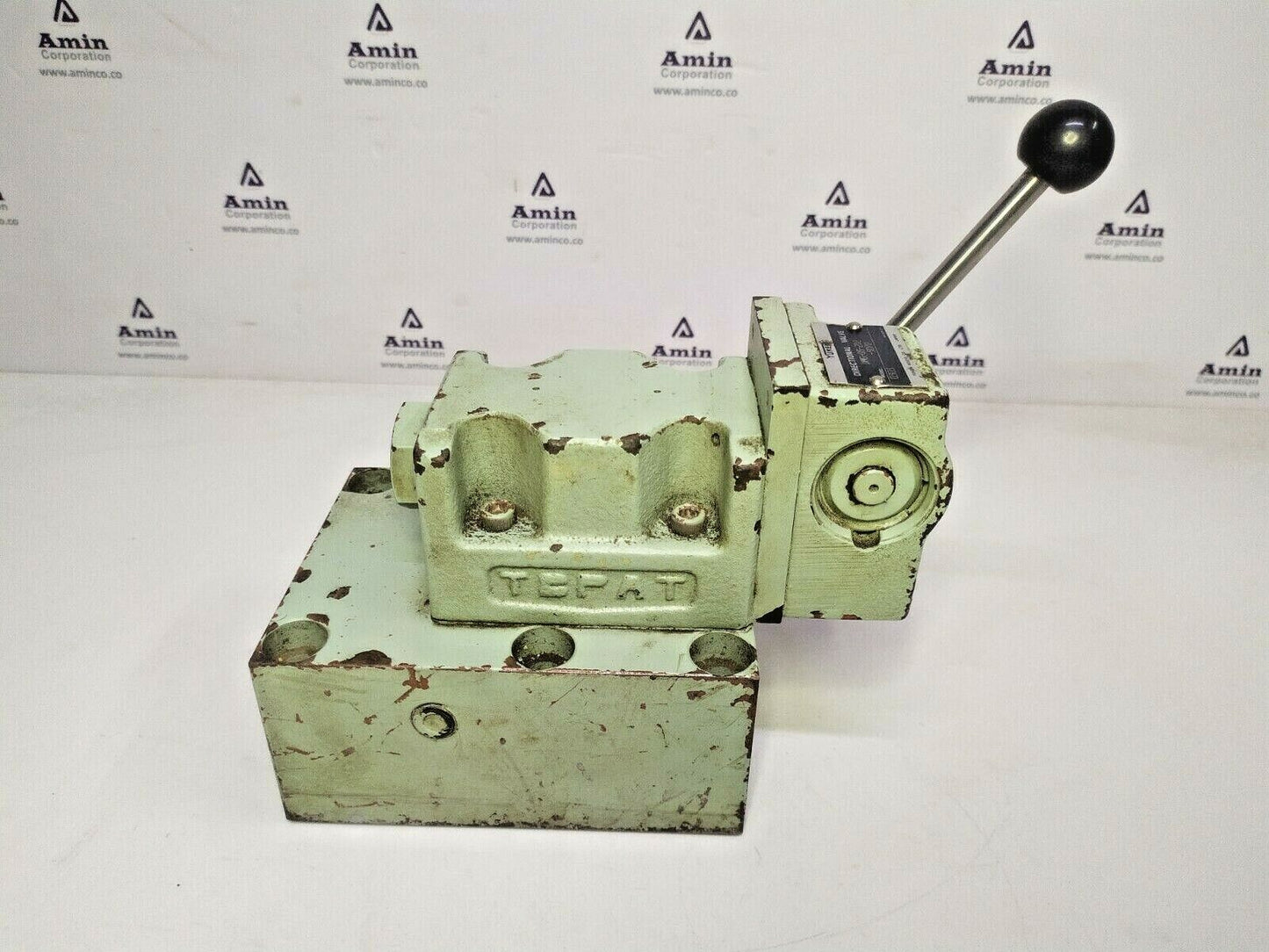 Yuken DMG-03-2D2-5070 Directional control valve