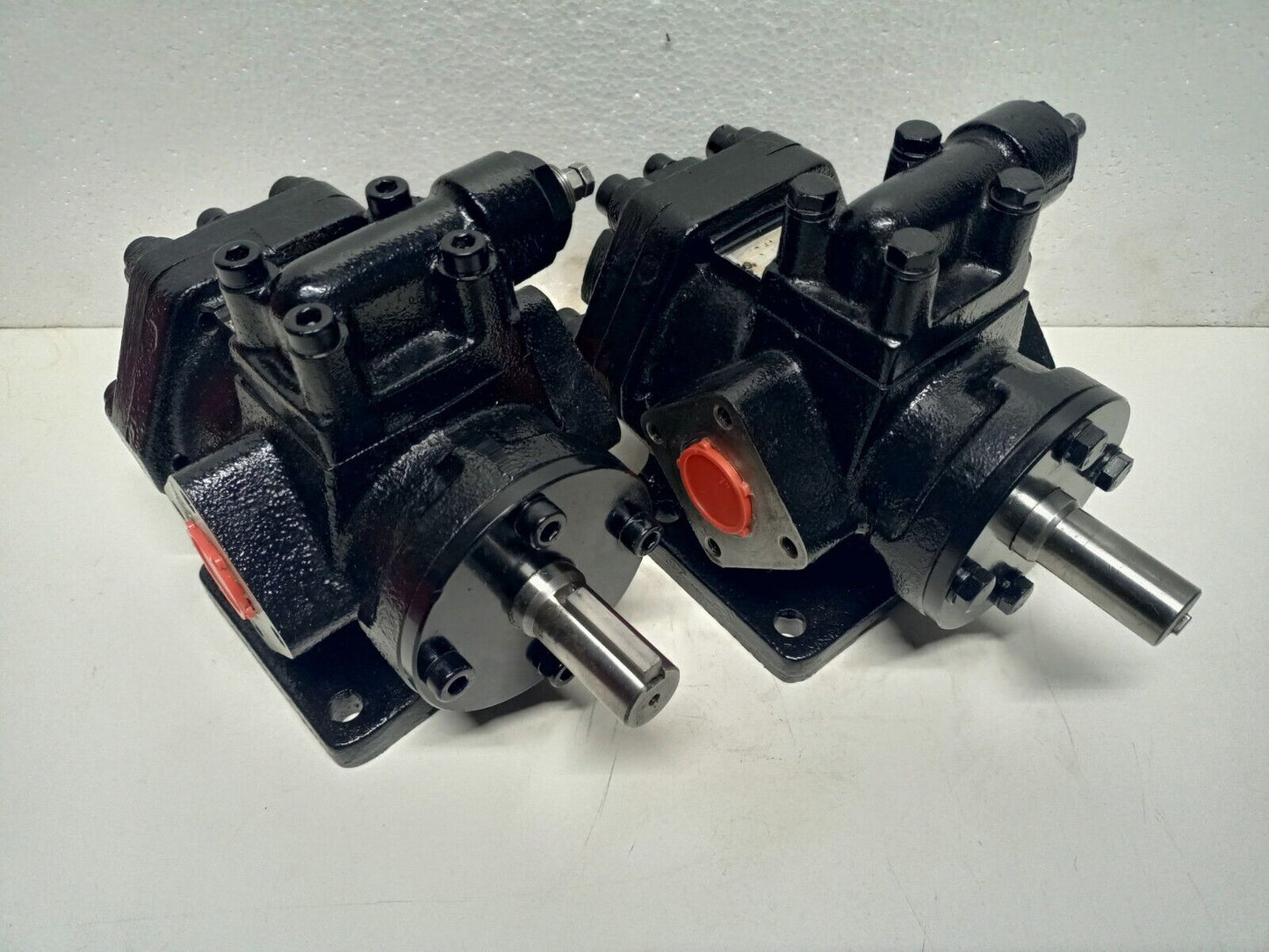 Nippon Oil Pump N330-HVB Trochoid pump - Pressure Tested