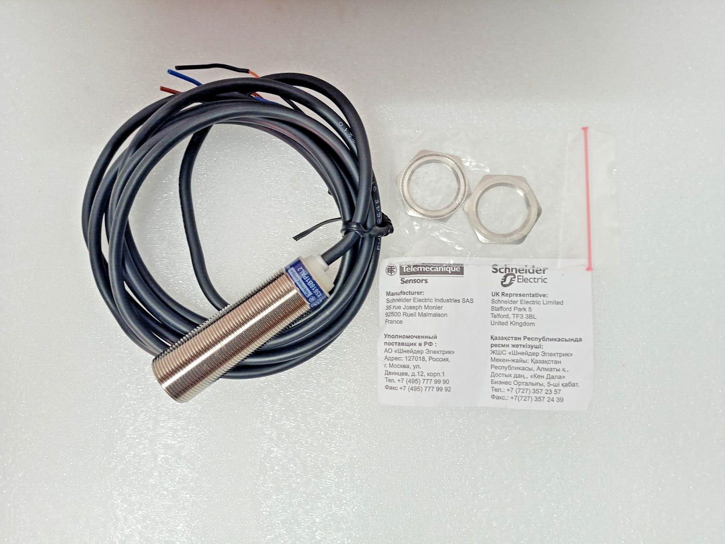 Telemecanique XS618B1PAL2 Proximity Switch (Lot of 2pcs) - NEW
