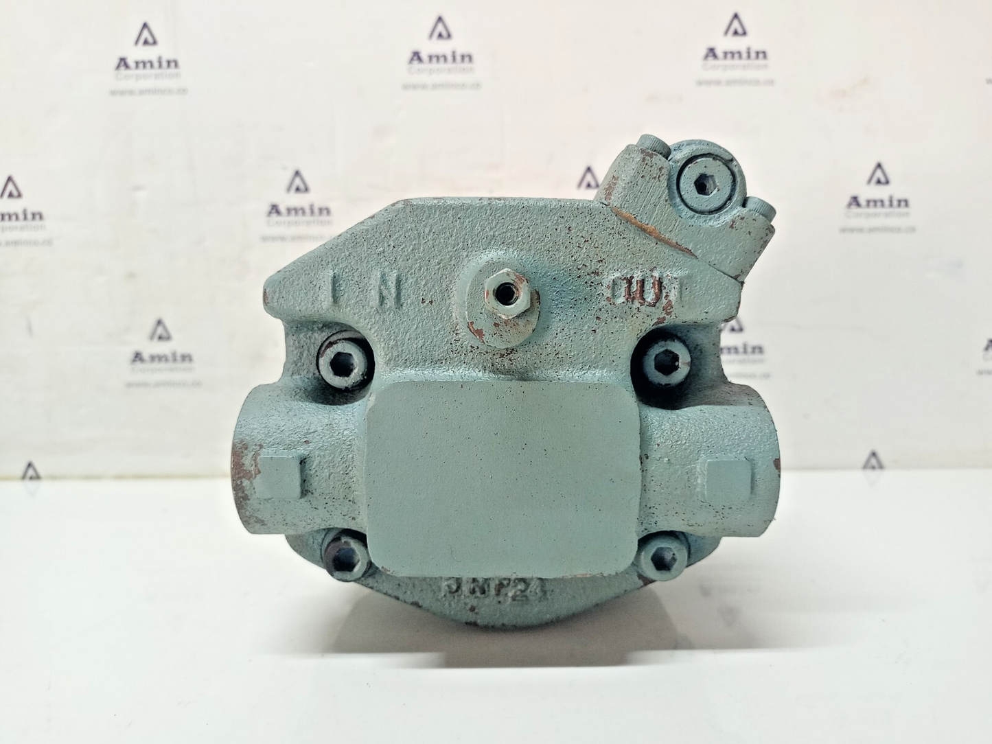 Daikin V8A1RX-20 Hydraulic Piston Pump - NEW