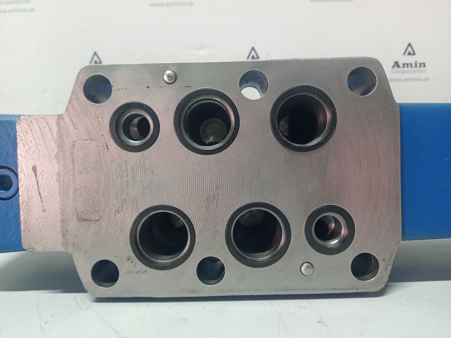 Rexroth 4WRH 25 W6-220-70 M Prop. Directional valve MNR: R900964592 - NEW