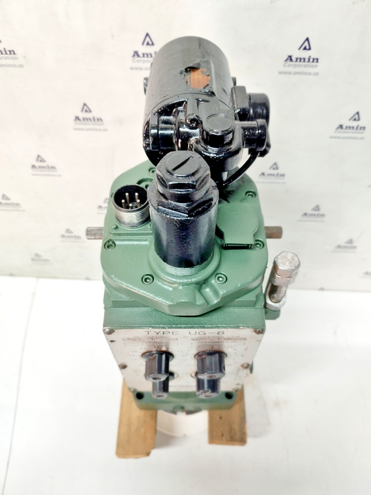 Woodward UG-8 Governor part No. : 8527-010 RPM: 700-1250 - TESTED