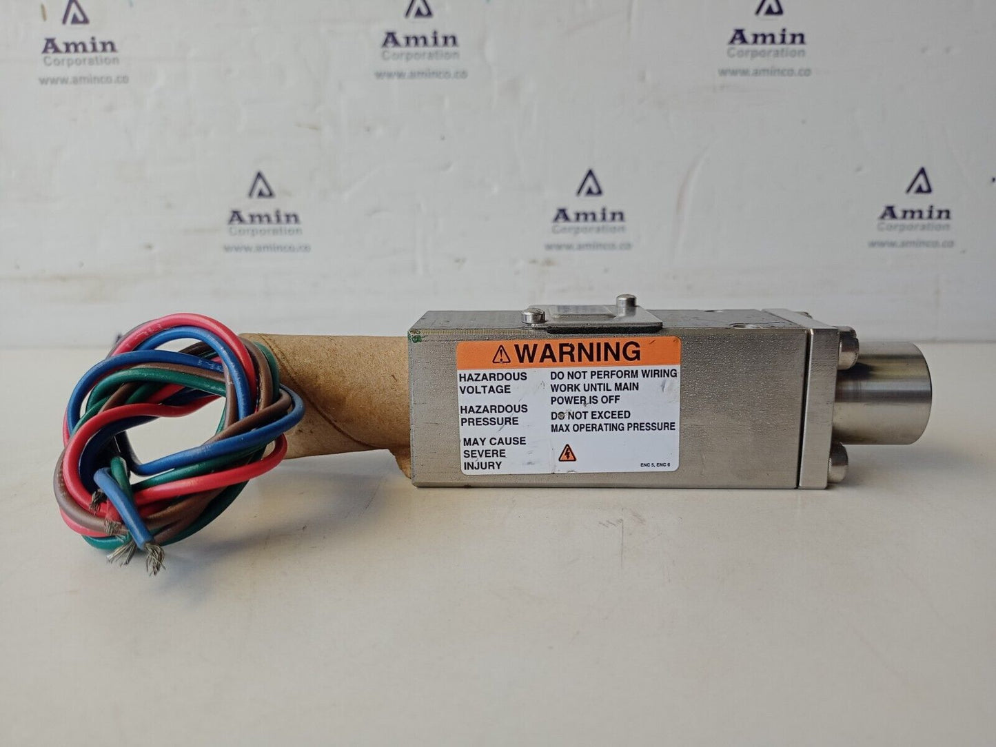 ITT NEO-DYN 232P44C6HN Adjustable pressure switch 2800-6000 PSIG - NEW
