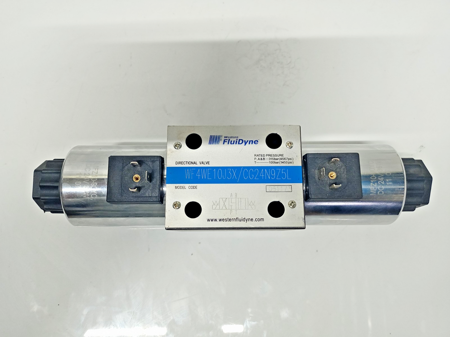 Fluidyne WF 4WE10J3X/CG24N9Z5L Directional control valve - New