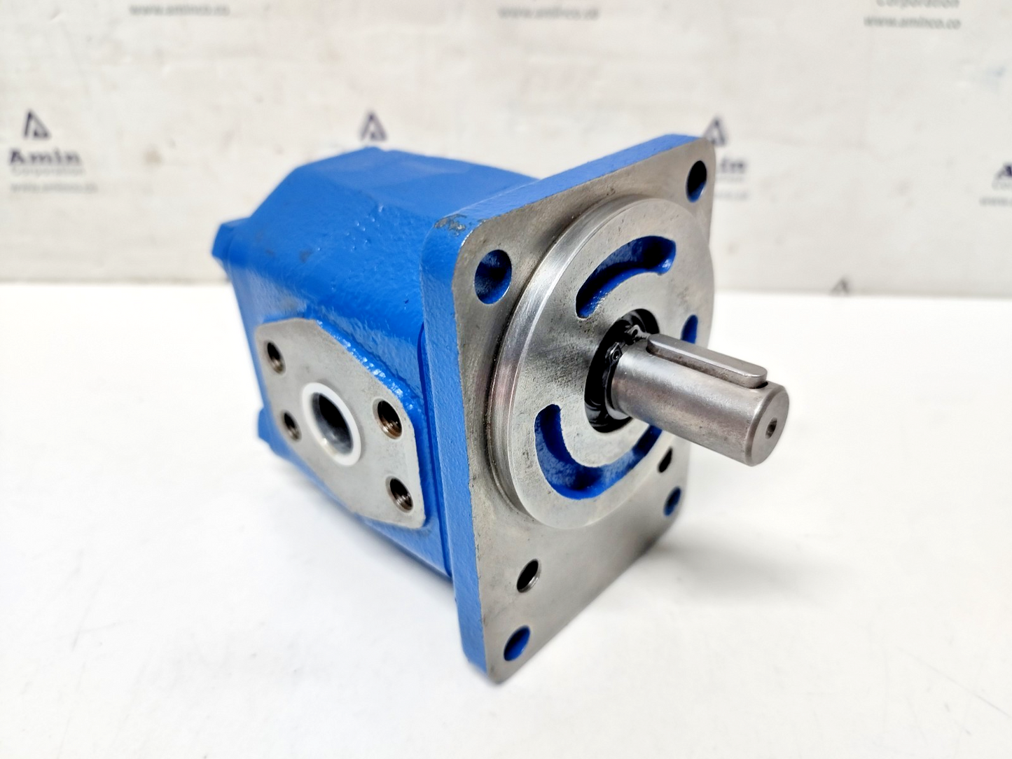 Uchida Hydraulics GSP2-A0S16AR-A0 Hydraulic gear pump - Pressure tested