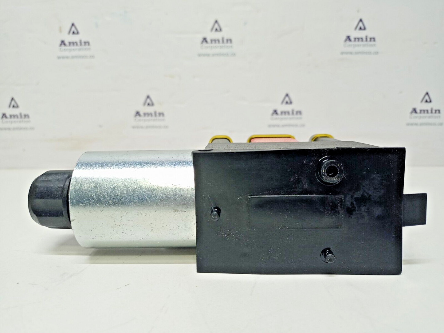 Denison Hydraulics A4D0131510101C1G0Q61 Directional control valve 24VDC - NEW