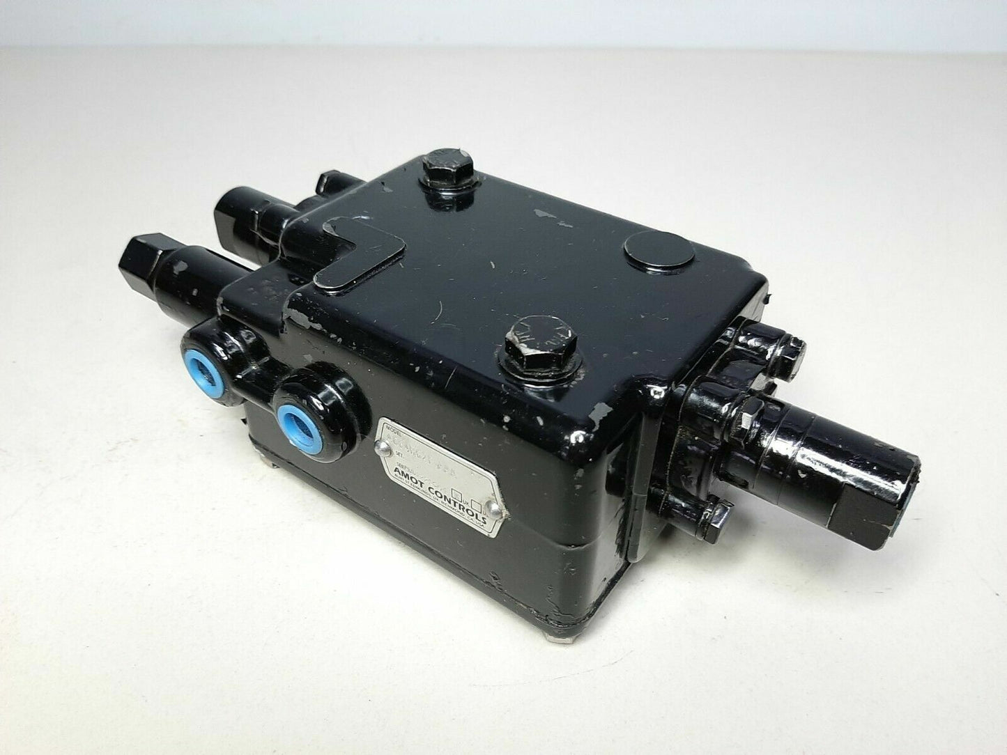 Amot Control 4064B62F-AAA Differential sensing pressure valve - NEW