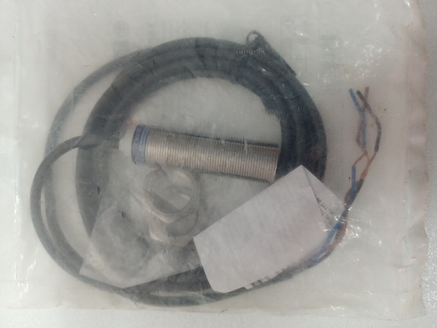 Telemecanique XS618B1PAL2 Proximity Switch (Lot of 2pcs) - NEW
