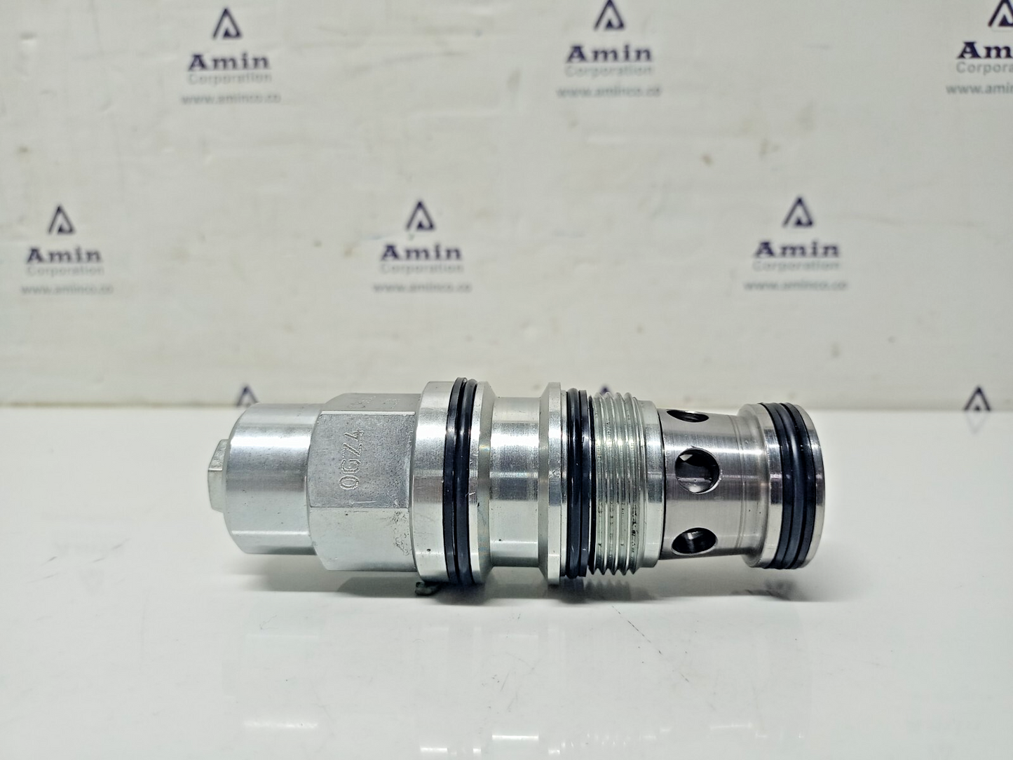 Sun hydraulics CBGG-LJN 4.5:1 pilot ratio counterbalance valve CBGGLJN -NEW