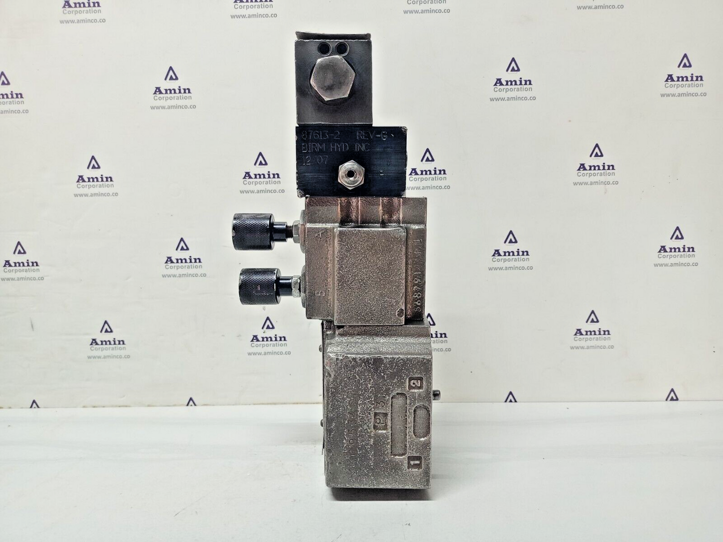 Vickers XG-06-FF-DG-0A-M-X2-ER440-EN434 with DG4V-3S-2A-M-X2-ER4-60 -Refurbished