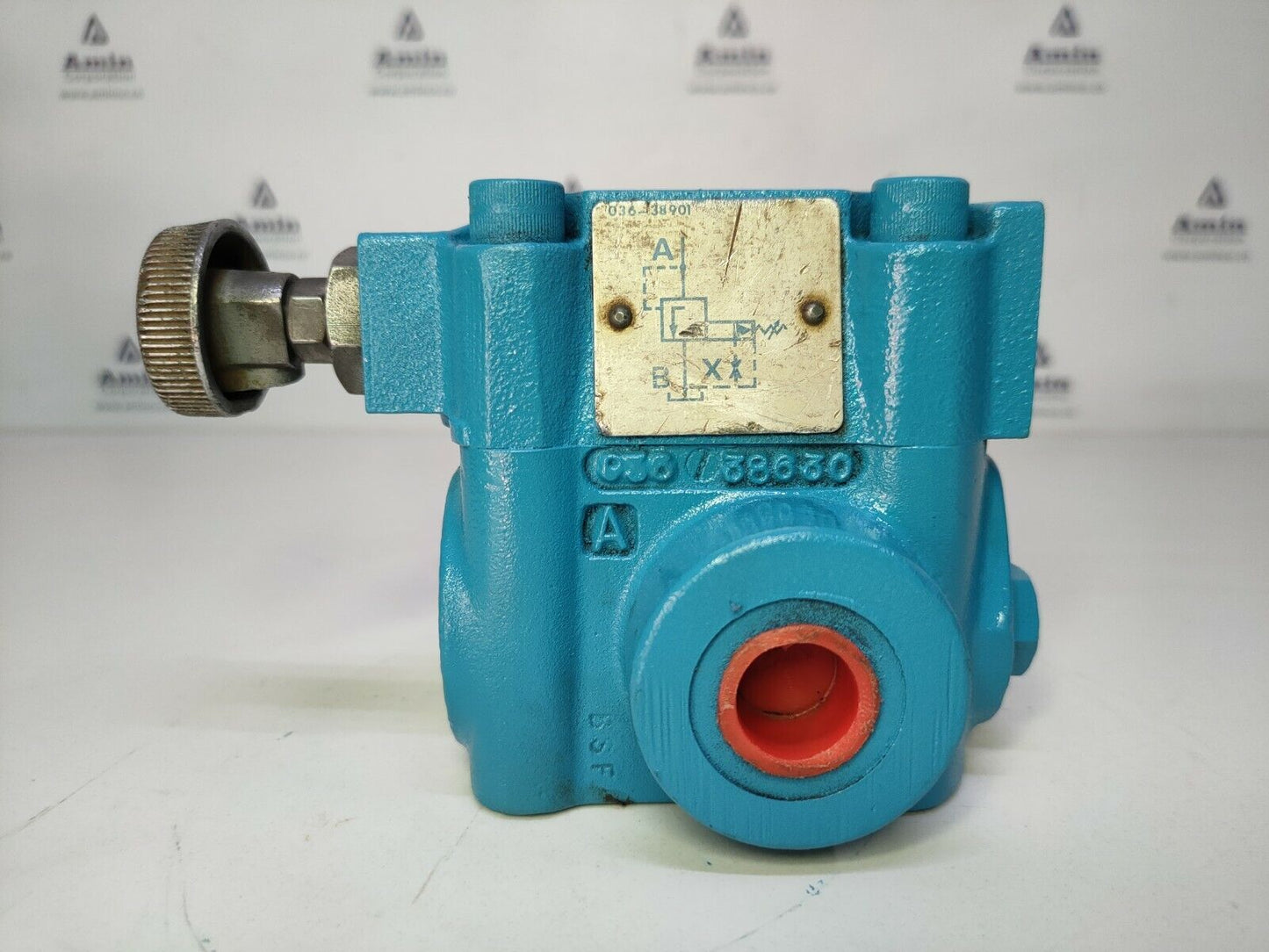 Hagglunds Denison R4V 03 565 10 A1 Hydraulic Valve - NEW