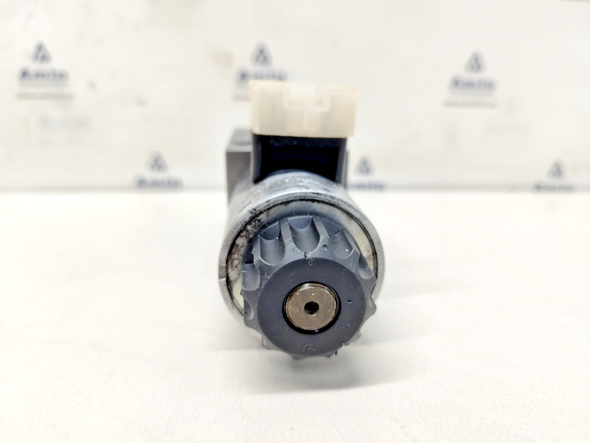 Denison Hydraulics 4D01 3101 0601 B1G0Q Directional control valve