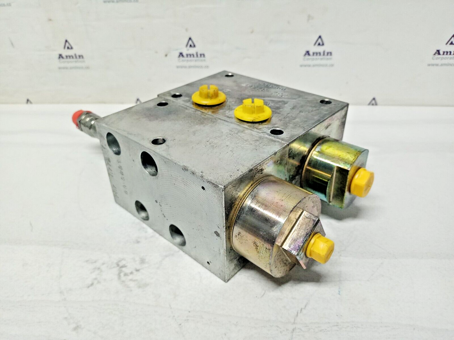 MacGREGOR Cranes 388-3580-801/C Hydraulic Valve Block - NEW