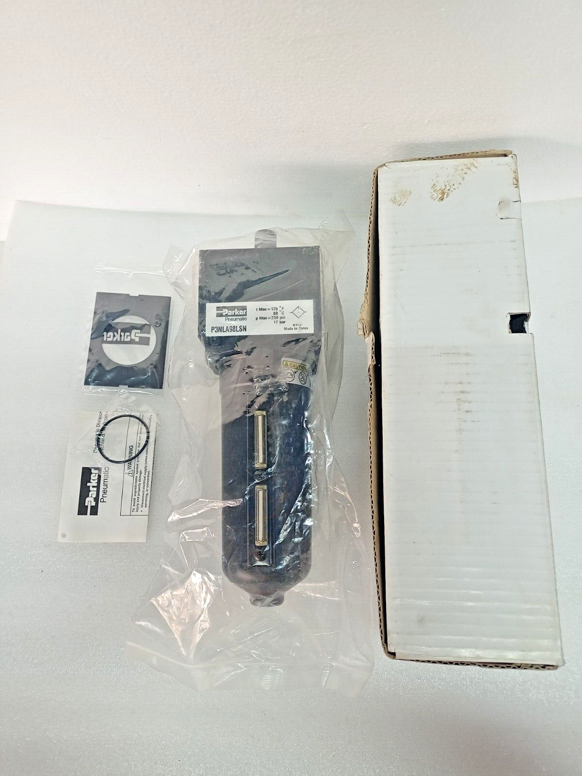 Parker P3NLA98LSN Mist air lubricator 1'' - NEW