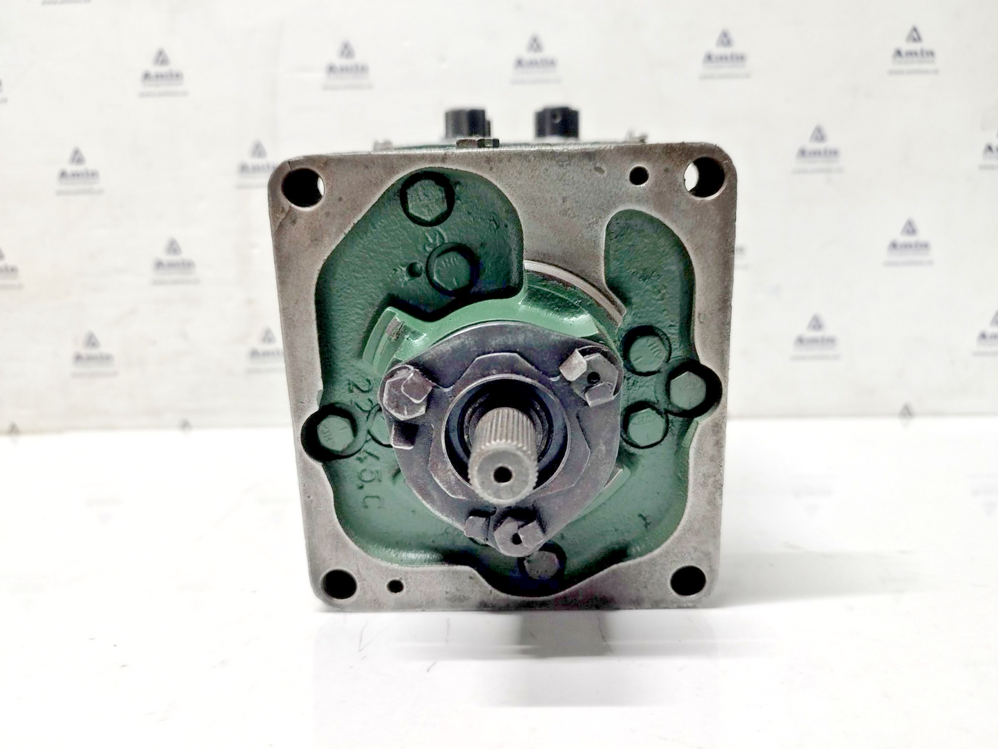 Woodward UG-8 Governor part No. : 8521-561 RPM: 700-1500 - TESTED