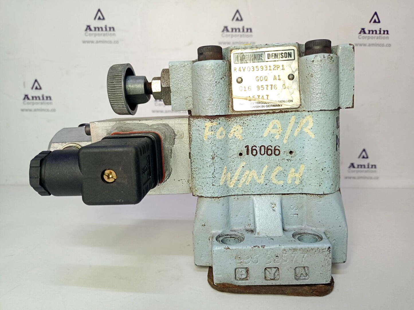 Denison VP01 30 0Q A1 with R4V 03 593 12 P1 - NEW