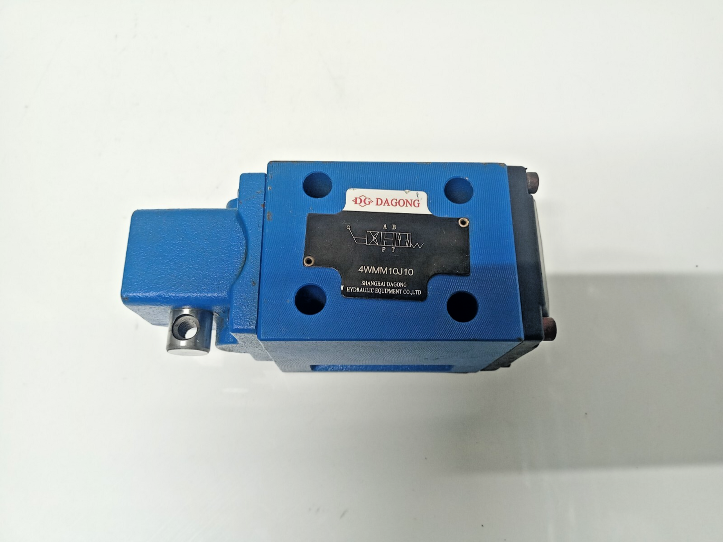 Dagong 4WMM 10 J10 Directional control valve - NEW #2