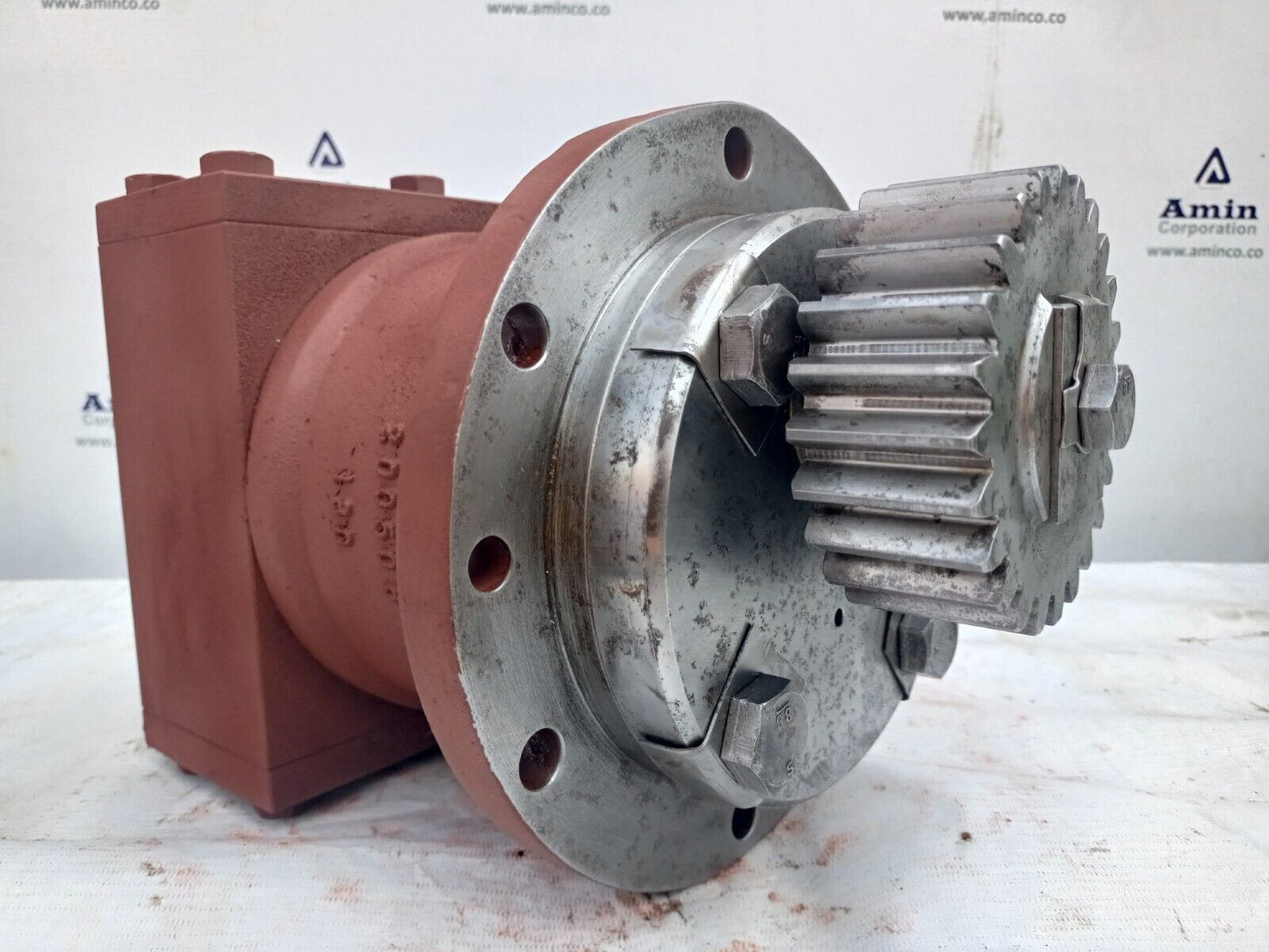 Kvaerner Hydraulic gear pump Port sizes: 1''X3/4'' - Refurbished