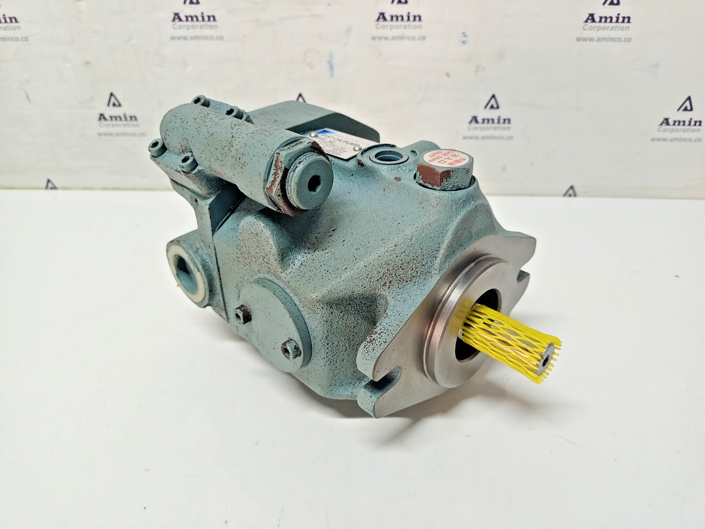 Daikin V8A1RX-20 Hydraulic Piston Pump - NEW