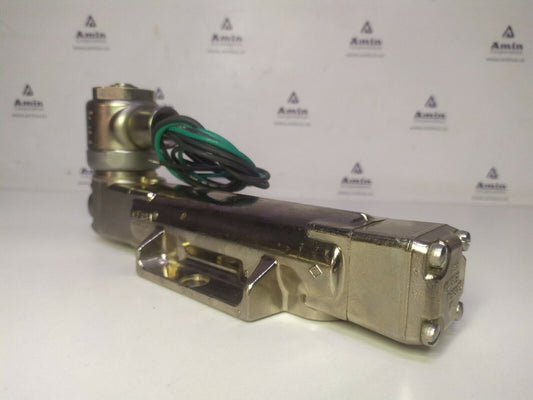 Versa VSG-4532-MS1-XX-A120 Solenoid valve 40-175 psi max. 120V 60Hz