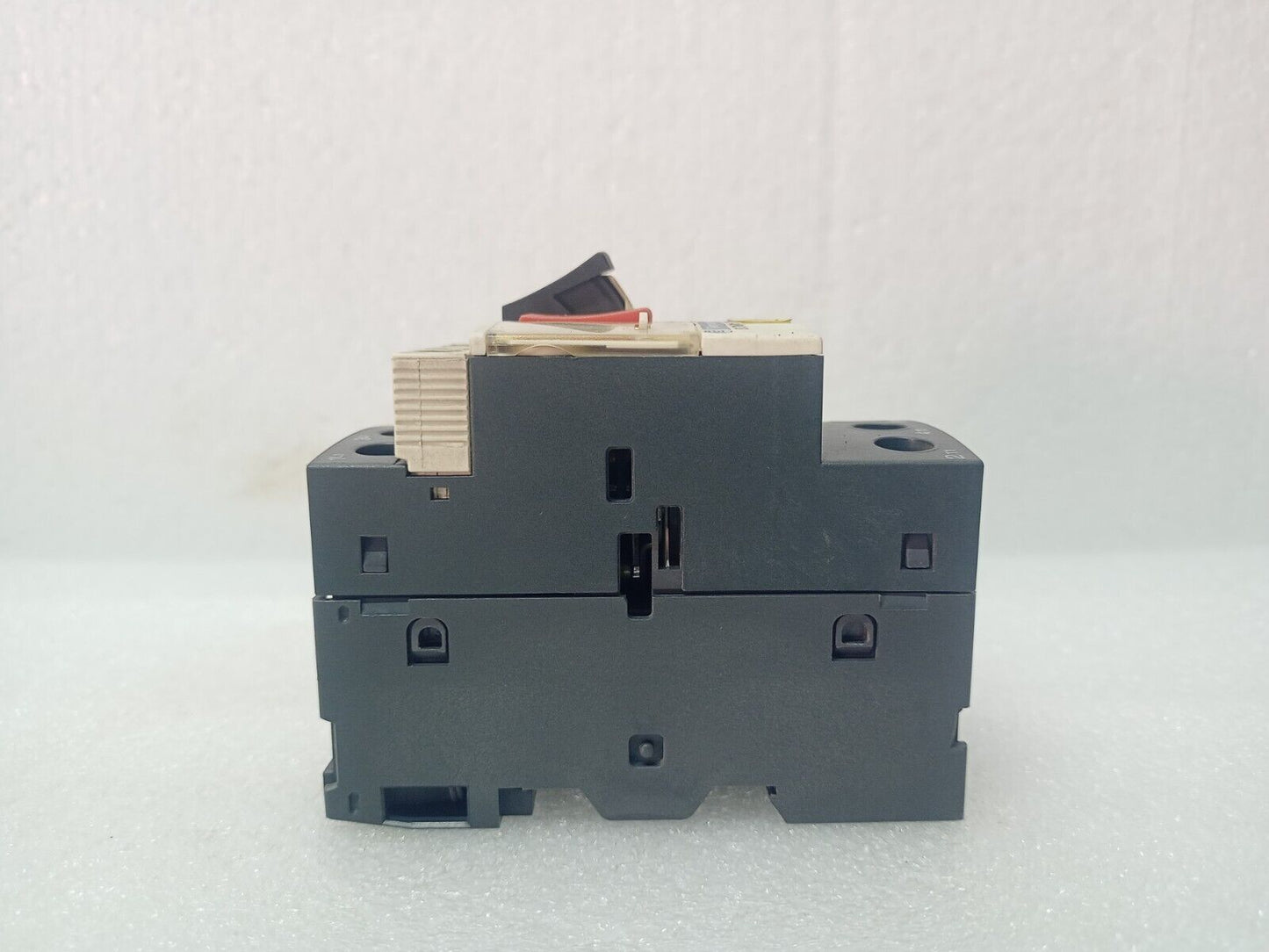 Telemecanique GV2ME08/2.5-4A Motor Circuit Breaker