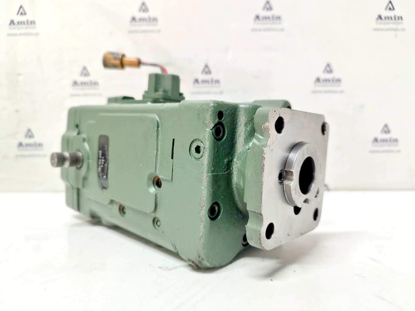 Woodward Governor 8250-565 Cat P/N: 7W-6722 EG6PC Governor