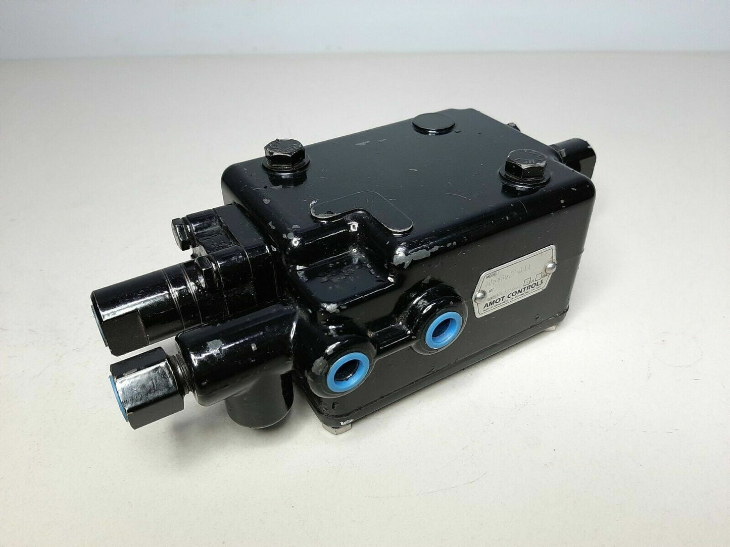 Amot Control 4064B62F-AAA Differential sensing pressure valve - NEW