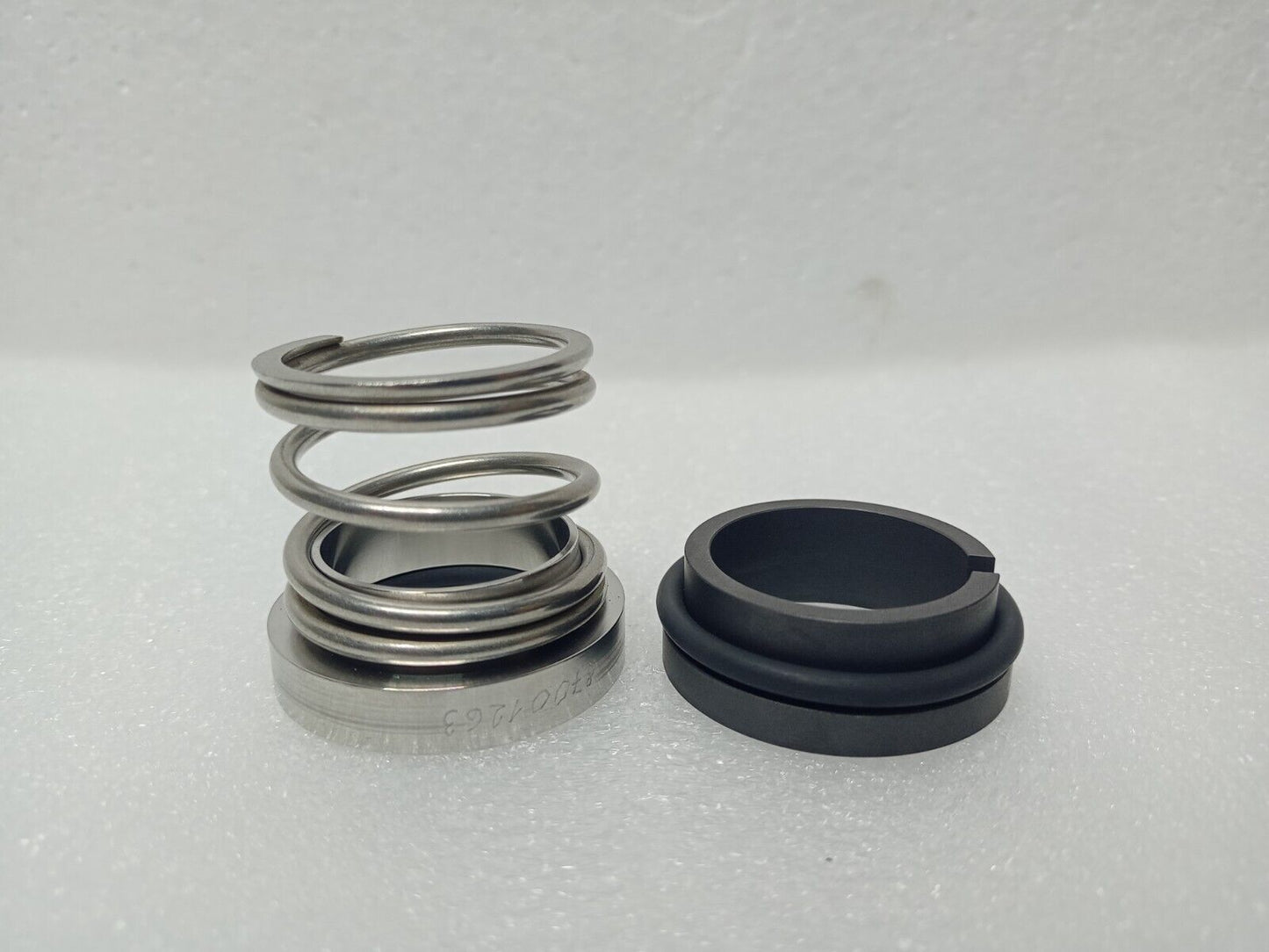 John Crane Mechanical seal size: 30mm - NEW