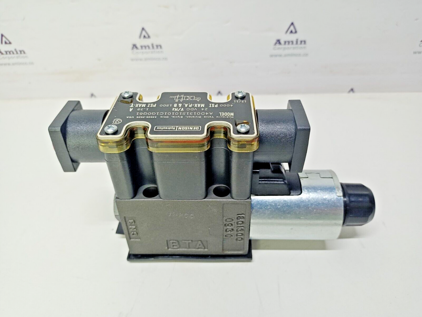 Denison Hydraulics A4D0131510101C1G0Q61 Directional control valve 24VDC - NEW