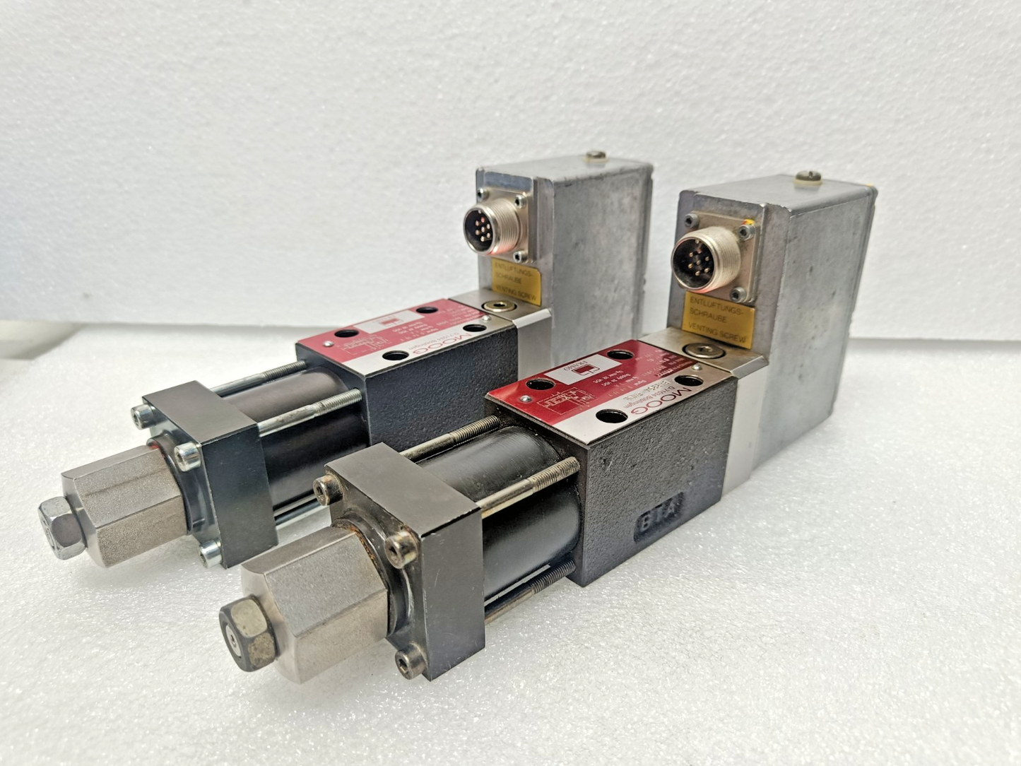 Moog D635-606B Hydraulic Servo valve Framo P/N: A11592 - Refurbished